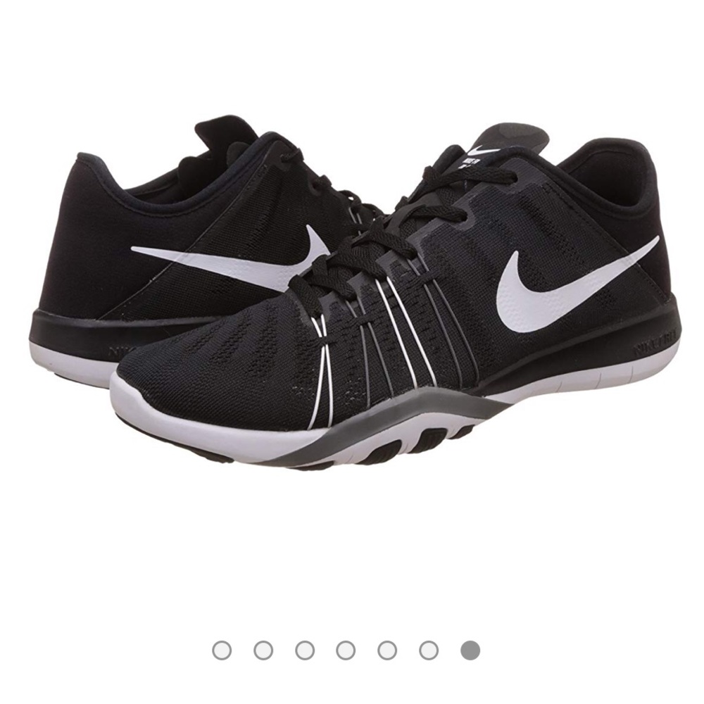 Nike Womens Free 5.0 TR6 Sneaker